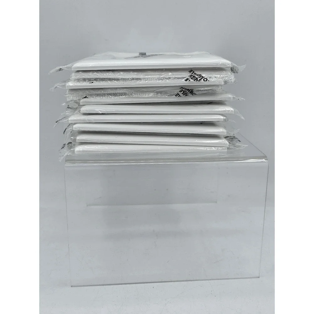 15 - Pass & Seymour TP126WCC12 White‎ 1-Toggle & 1 Decorator Opening Nylon Wall